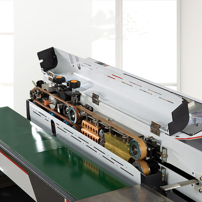 875W Continuous Inflate Vacuum Pumping Packaging Machine for Food Beverage Performance